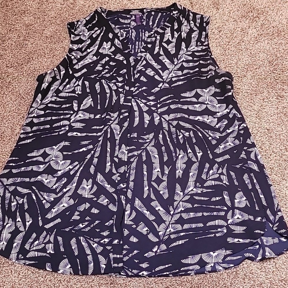 - Sleeveless top